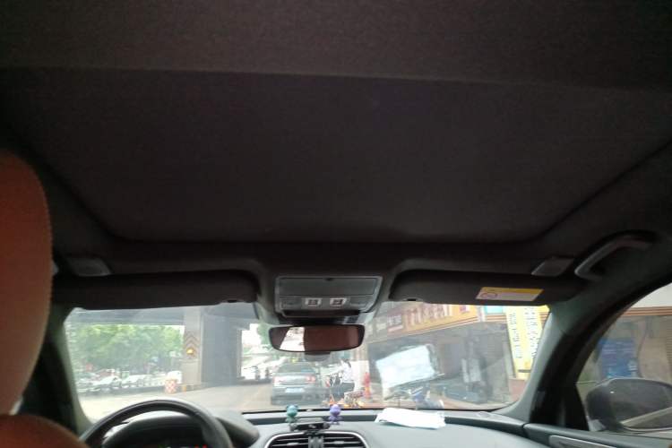 Used Jaguar XEL 2022 2.0T 250 PS R-DYNAMIC S Advanced Sport Edition Headliner