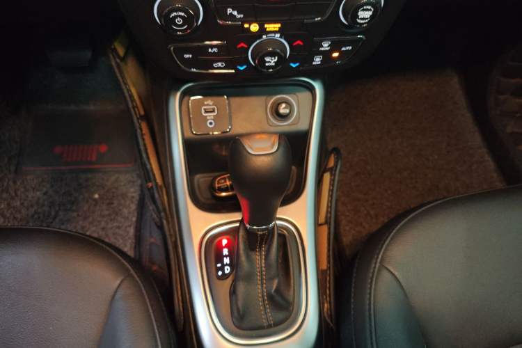 Used Jeep Compass 2017 200T Automatic Family Edition