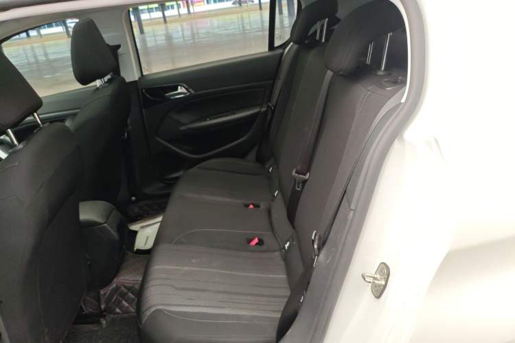 Used Peugeot 308S 2015 1.2T Automatic Jingchi Edition Left Rear Seat