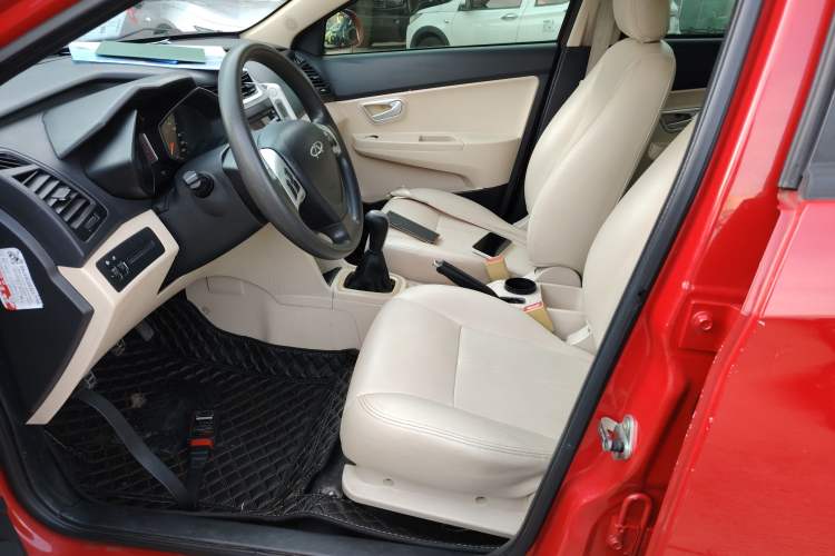 Used Chery Fengyun 2 2013 Hatchback 1.5L Manual Kuaiyi Edition