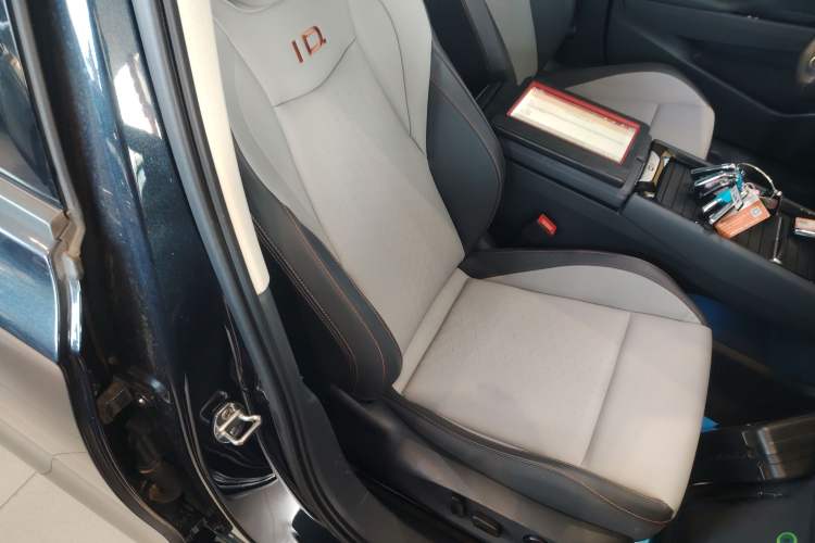 Used Volkswagen ID.7 VIZZION 2024 AIR model
