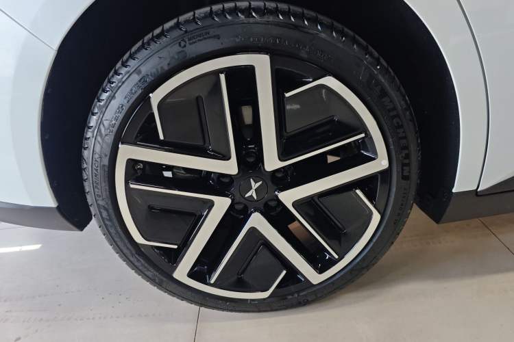 Used XPeng MONA M03 2025 600 with Ultra-Long Range Max Exterior 5