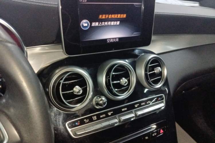 Used Mercedes-Benz GLC Coupe 2017 GLC 200 4MATIC Coupe SUV Audio And AC Panel