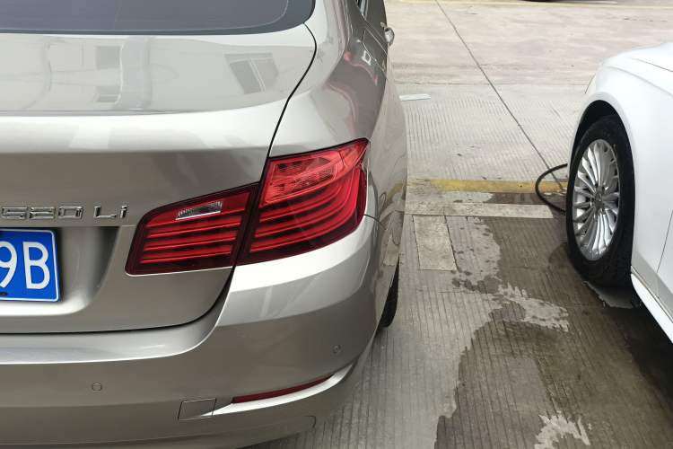 Used BMW 5 Series 2017 520Li Elegant Edition
