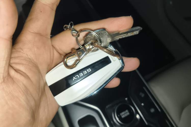 Used Geely Auto icon 2023 1.5TD Chocolate Smoothie Edition Vehicle Key
