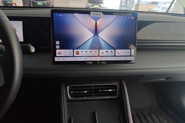 Used BYD Qin L 2025 EV 545KM Beyond Version Audio And AC Panel