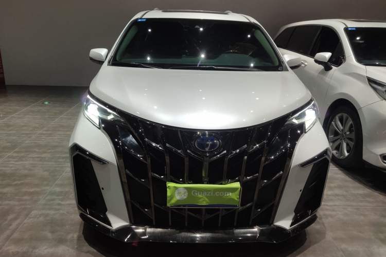 Used Toyota Sienna 2023 2.5L Hybrid Comfort Edition