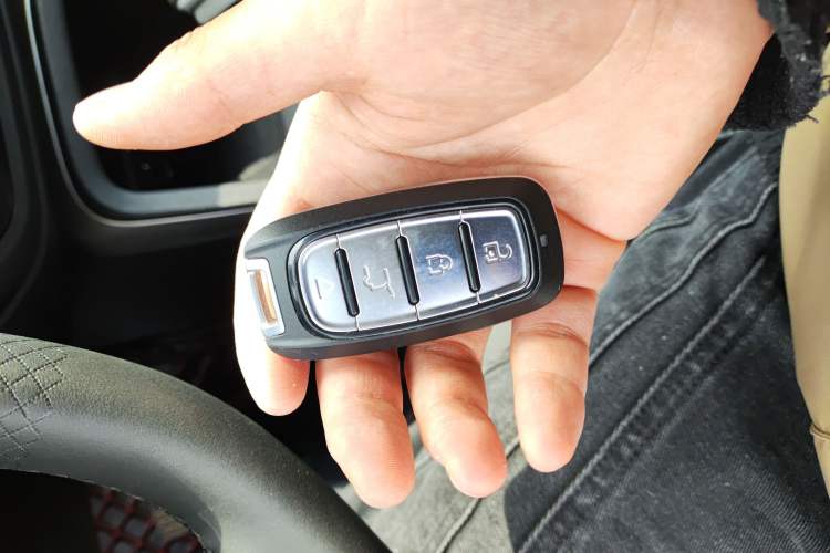 Used Qoros 5 2018 Revised Version 1.6T Automatic Leading Edition Interior 1