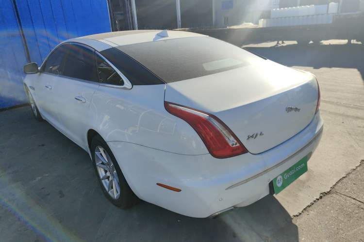 Used Jaguar XJ 2015 XJL 2.0T Elegance Business 80th Anniversary Limited Edition
