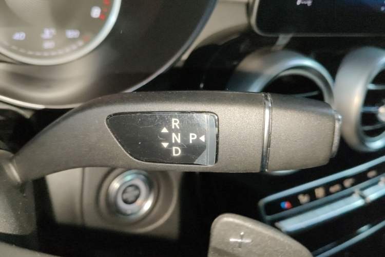 Used Mercedes-Benz GLC 2020 GLC 260 L 4MATIC Dynamic Model