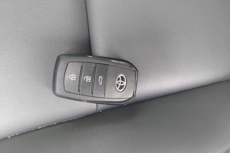 Used Toyota Camry 2024 Dual-Motor 2.0 HE Elite Edition
