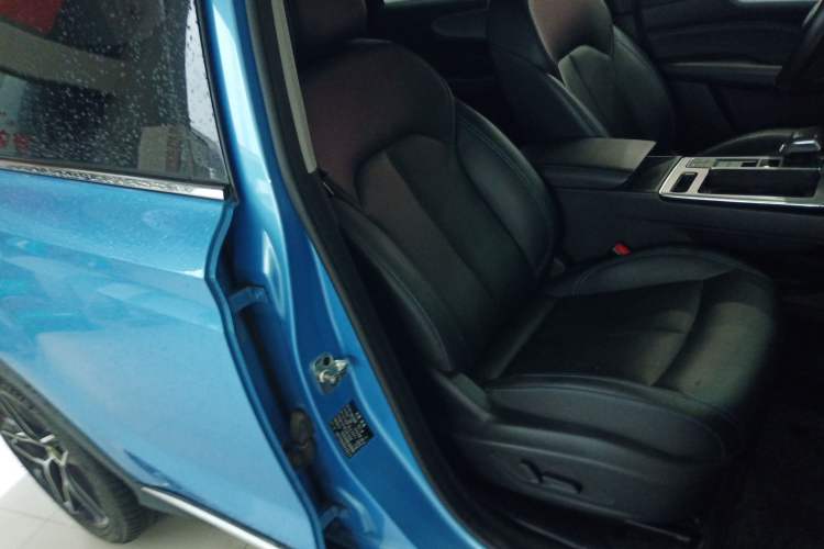 Used Roewe RX5 2020 PLUS 300TGI Automatic Ali National Style Ronglin Edition