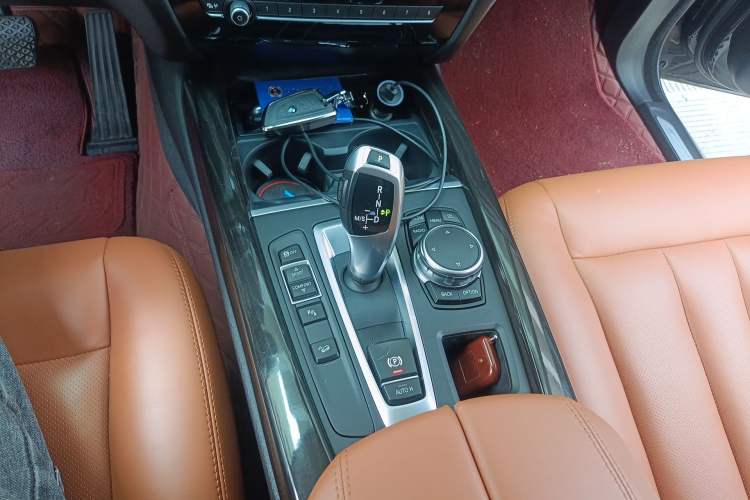 Used BMW X5 2015 xDrive35i U.S. specification
