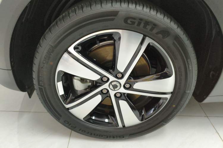 Used smart #1 2024 Dynamic Standard Edition Left Front Wheel Hub