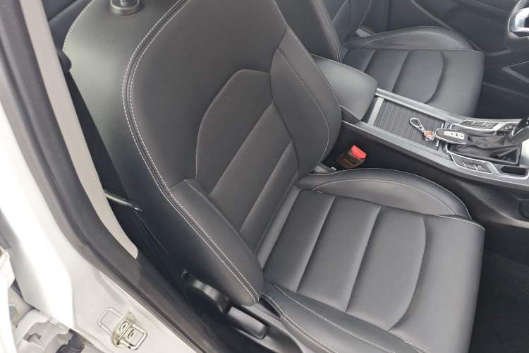 Used Geely Auto Emgrand 2020 1.5L CVT Upward Version
