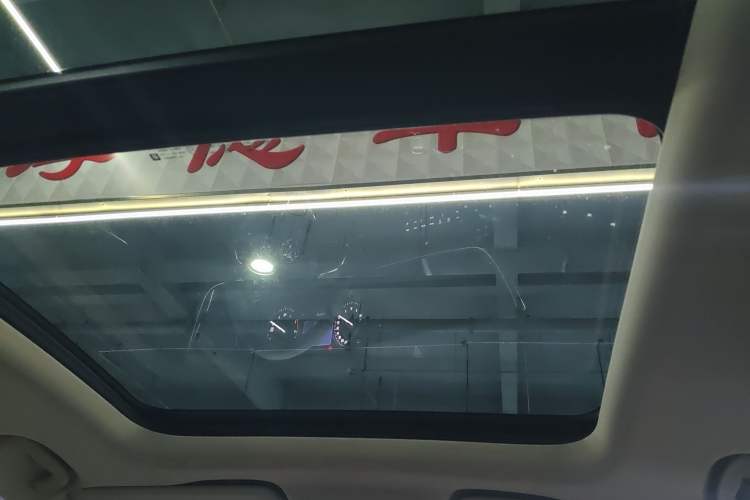 Used Buick Envision 2023 Encore S 552T Two-Wheel Drive Luxury Model
