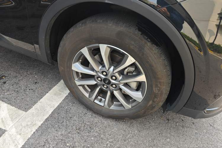 Used Ford Edge 2023 Ford Explorer L 2.0T EcoBoost Two-Wheel Drive 7-Seater Luxury Model