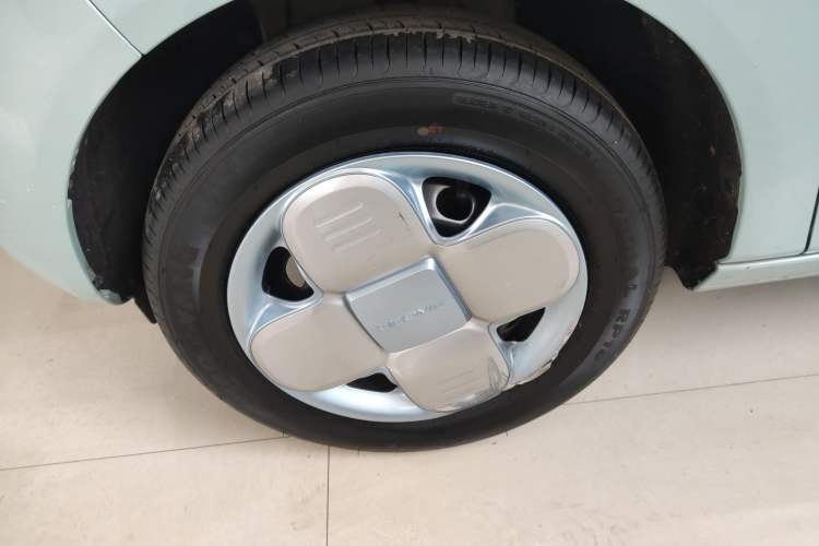 Used Geely Galaxy Panda 2024 Panda Mini 200km Endurance Bear
