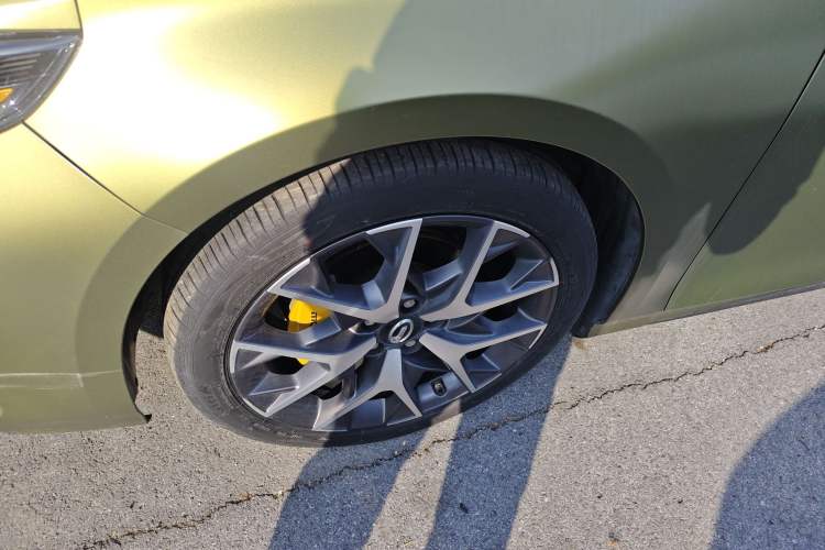 Used GAC Trumpchi EMPOW 2021 270T DCT J16 Version