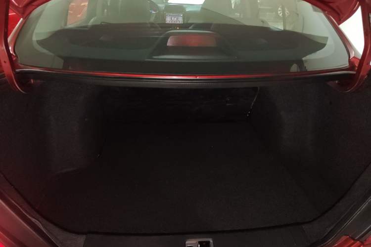 Used Nissan Sunny 2016 1.5XE CVT Leading Edition Trunk