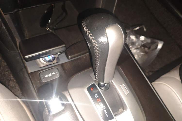 Used Honda Crosstour 2014 2.4L Luxury Edition