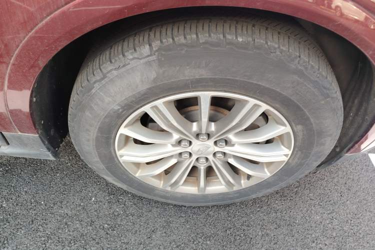 Used Cadillac XT5 2016 25T Luxury Model
