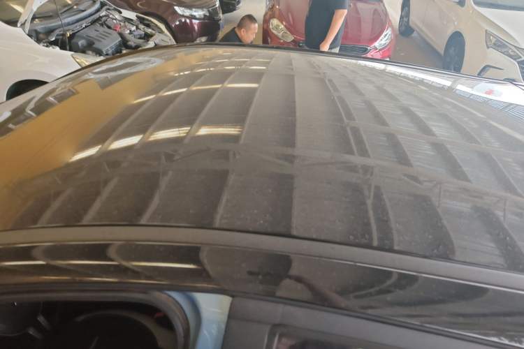 Used SOL E10X 2021 302 km Range Fashion Edition 31.4 kWh