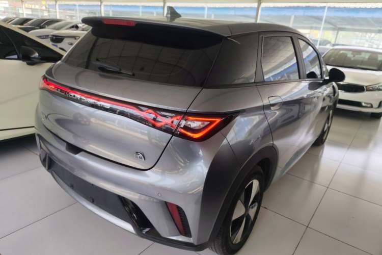 Used BYD Dolphin 2023 420 km Fashion Edition