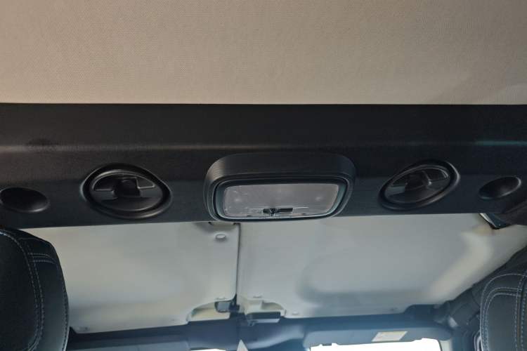 Used BAIC Off-Road BJ40 2023 2.0T Automatic Four-Wheel Drive Urban Hunter Edition Chivalrous Type
