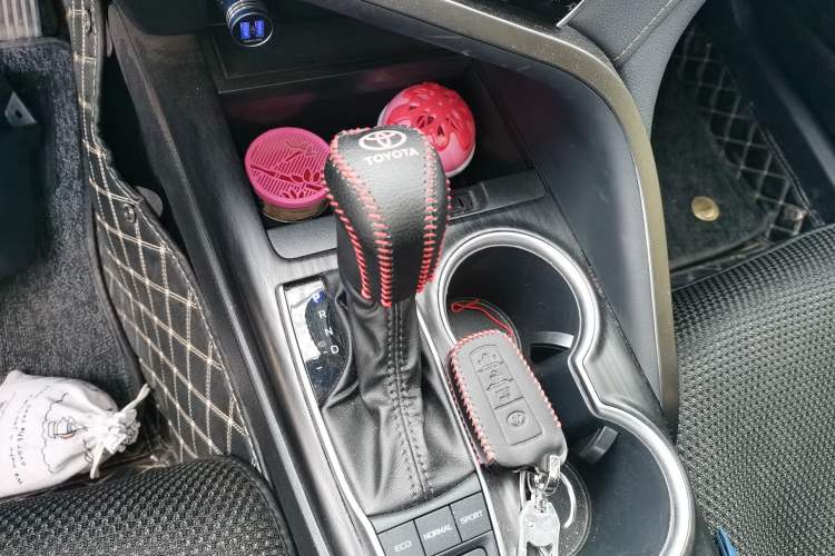 Used Toyota Camry 2023 Dual-Motor 2.5 HGVP Leading Edition