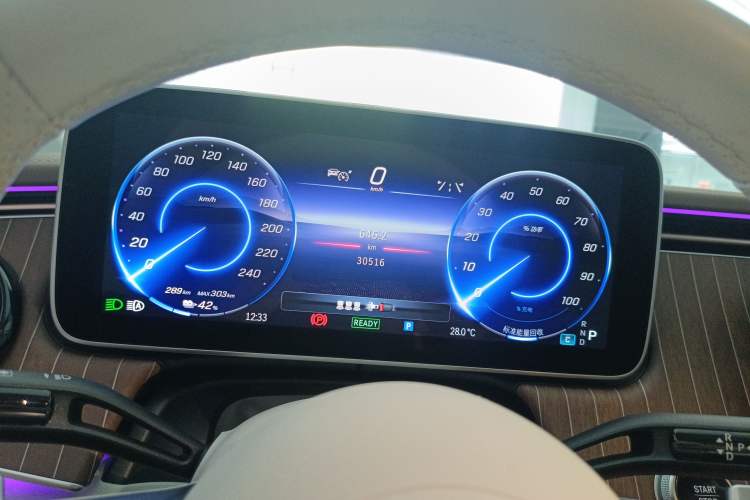 Used Mercedes-Benz EQE 2022 350 Pioneer Edition Instrument Cluster