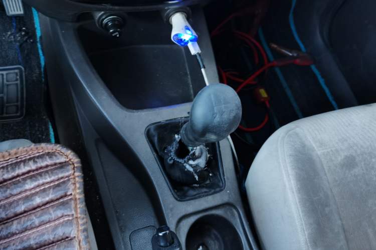 Used Wuling Rongguang V 2016 1.5L Standard Version Gear Lever