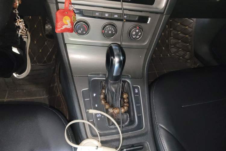 Used Volkswagen Golf 2015 1.6L Automatic Comfort Model
