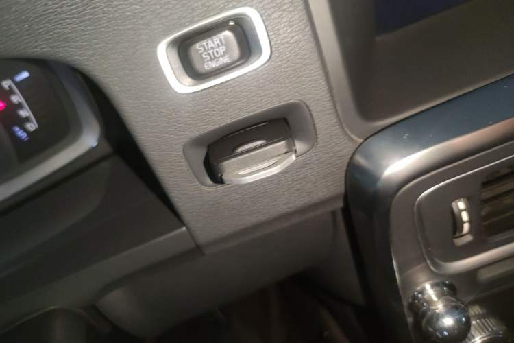 Used Volvo S60 2014 S60L T5 Intelligent Drive Edition Vehicle Key