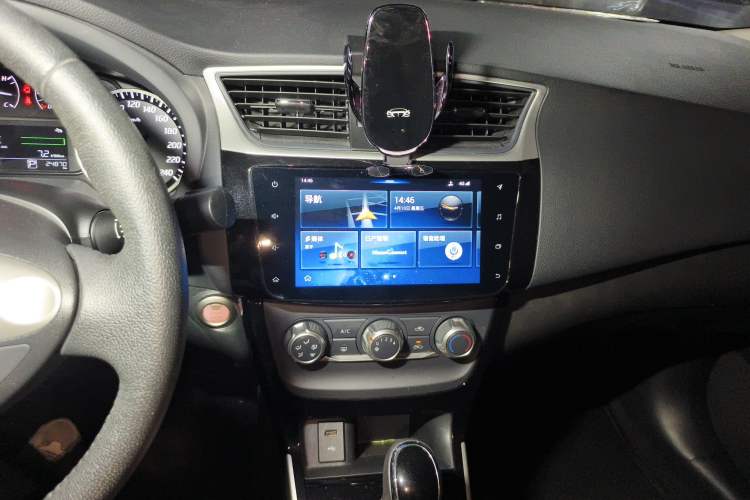 Used Nissan Sylphy 2019 1.6XV CVT Smart Connect Luxury Edition China V Standard Audio And AC Panel