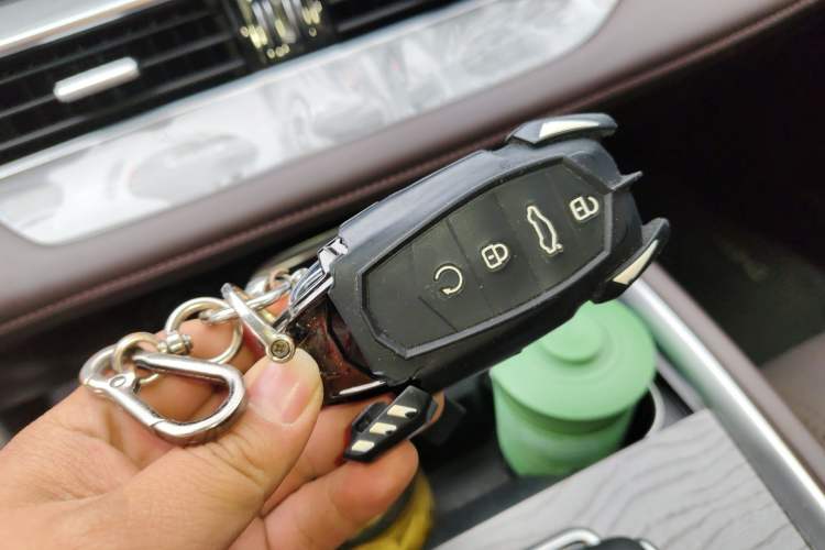 Used Chery Tiggo 8 PRO 2024 Champion Edition 390T Two-Wheel Drive Peak Version 7 Seats