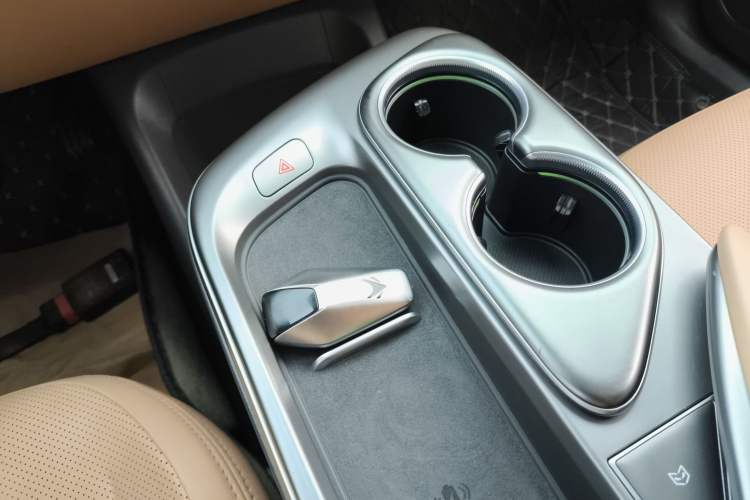 Used ARCFOX Alpha T5 2024 520 MAX
