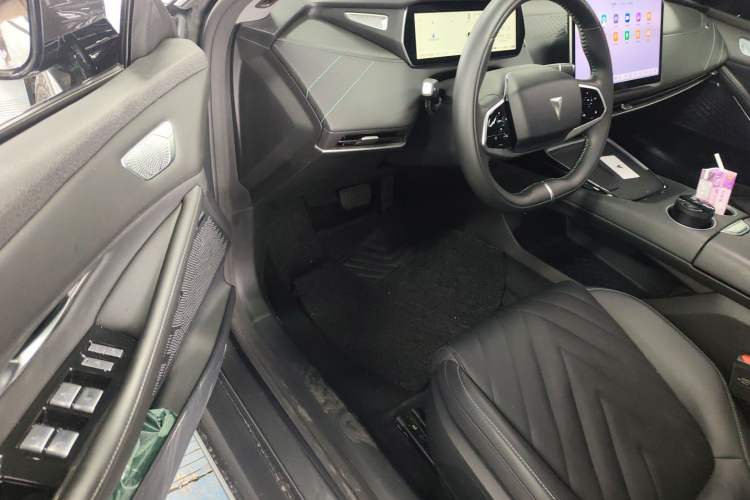 Used Deepal SL03 2025 Revised Version Range-Extended Elite Edition Driver Seat