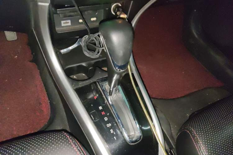 Used Honda Crider 2013 1.8L automatic luxury edition
