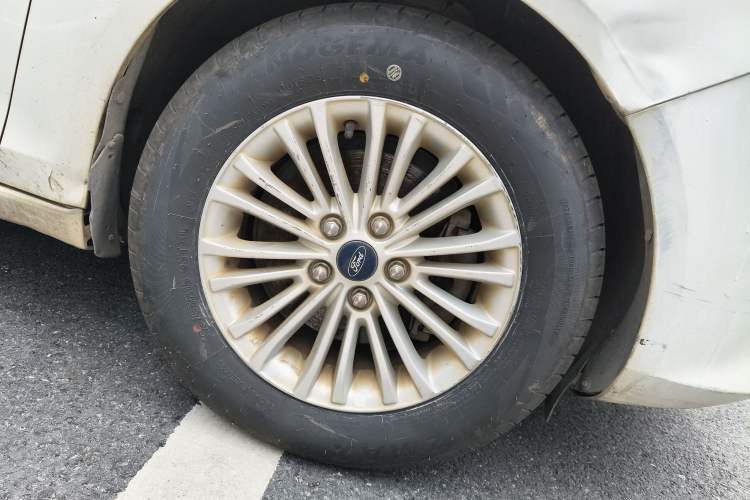 Used Ford Escort 2015 1.5L Manual Comfort Model