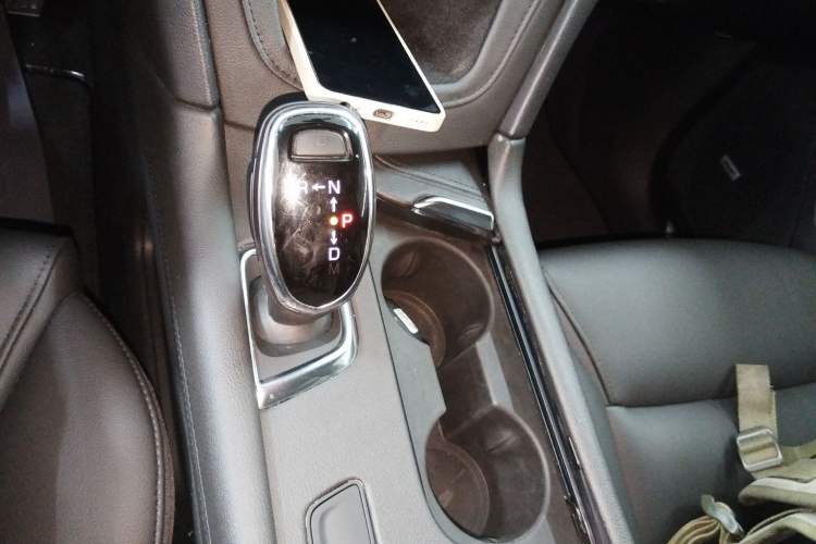 Used Cadillac XT5 2018 25T Tech Model