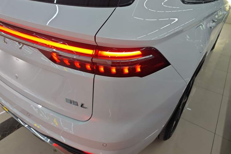 Used Geely Auto Monjaro L 2021 2.0TD DCT EVO Two-Wheel Drive Prestige Version
