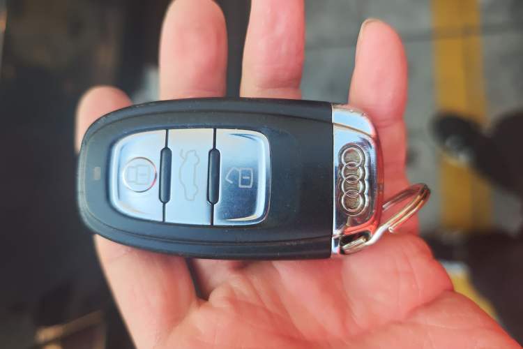 Used Audi A4L 2010 1.8 TFSI Comfort Model
