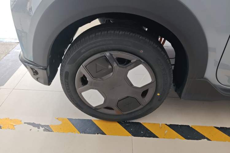 Used Geely Galaxy Panda 2025 210km Panda Kart Right Rear Wheel Hub