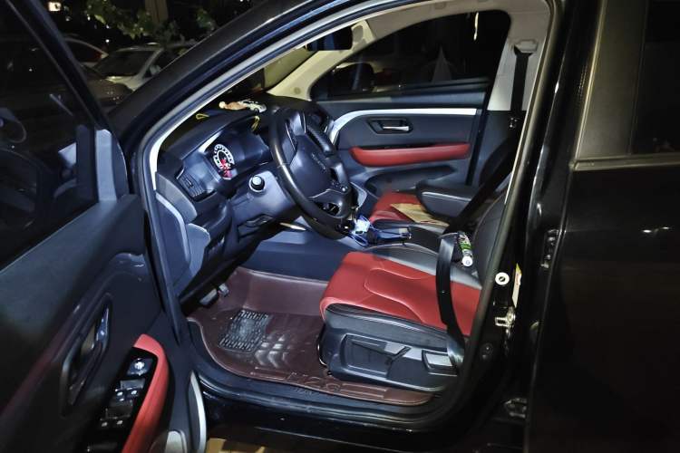 Used Haval H2s 2018 Red-Label 1.5T Dual-Clutch Elite Model Left Front Seat