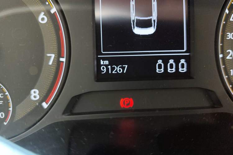 Used Volkswagen Sagitar 2020 200TSI DSG Comfort Version China VI Standard Odometer Close Up