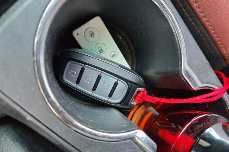 Used BYD G5 2014 1.5TI Manual Luxury Edition
