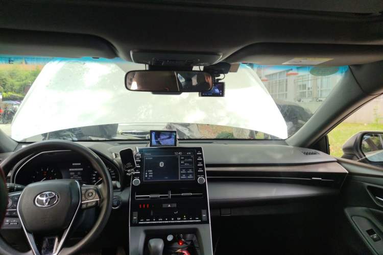 Used Toyota Avalon 2019 2.0L Ambition Edition China VI
