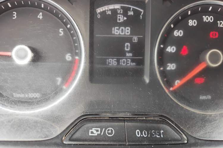 Used Volkswagen Lavida 2013 1.6L Manual Comfort Edition