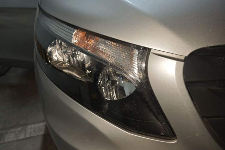 Used Mercedes-Benz Vito 2016 2.0T Business Edition
